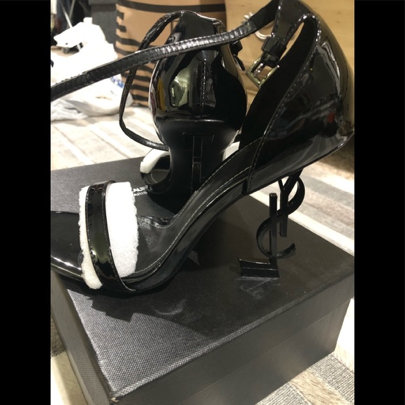 Sexy date night heels - Picture 2 of 5